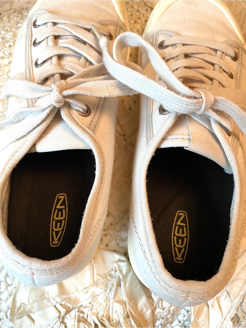 Keen Elsa White Canvas Casual Low Top Lace Front Sneakers Size 8 - Picture 11 of 14